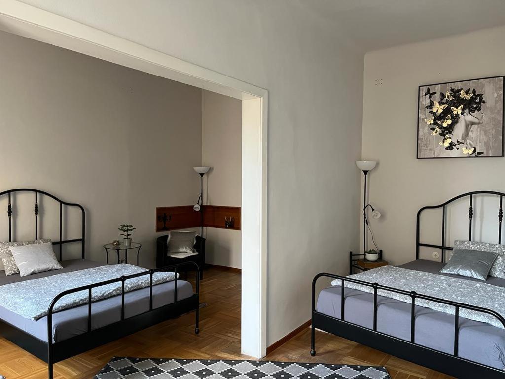Beautiful City Centre Apartment Wenen Buitenkant foto