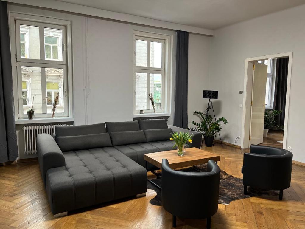 Beautiful City Centre Apartment Wenen Buitenkant foto