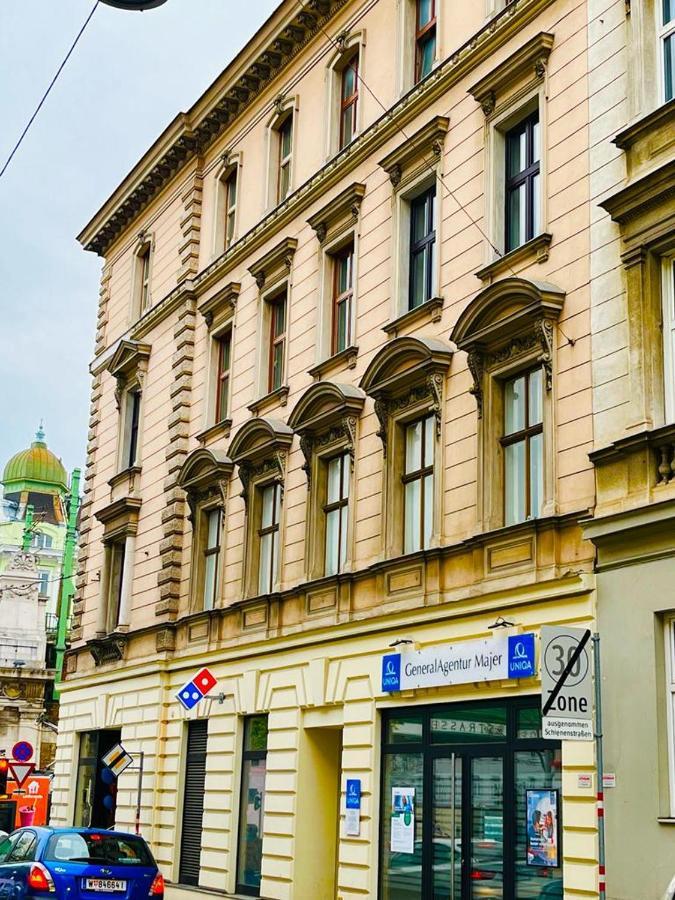 Beautiful City Centre Apartment Wenen Buitenkant foto