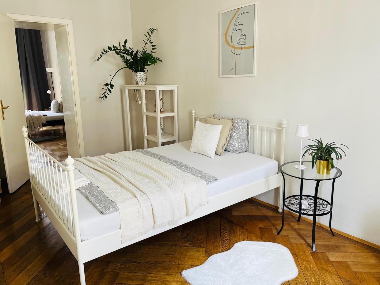 Beautiful City Centre Apartment Wenen Buitenkant foto